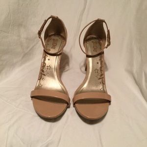 Brash nude heels size 10 W.
